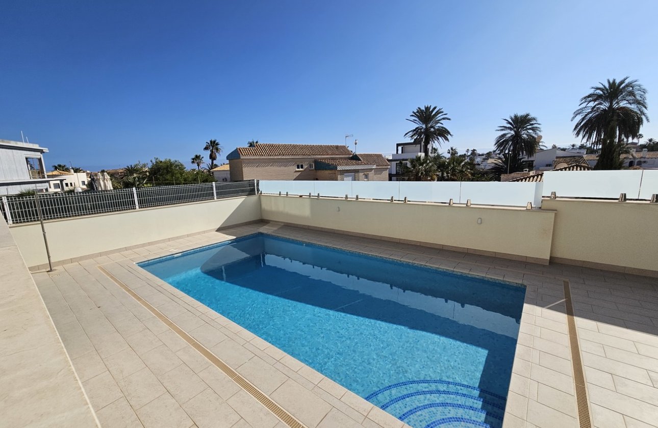 Herverkoop - Villa -
La Zenia - Costa Blanca