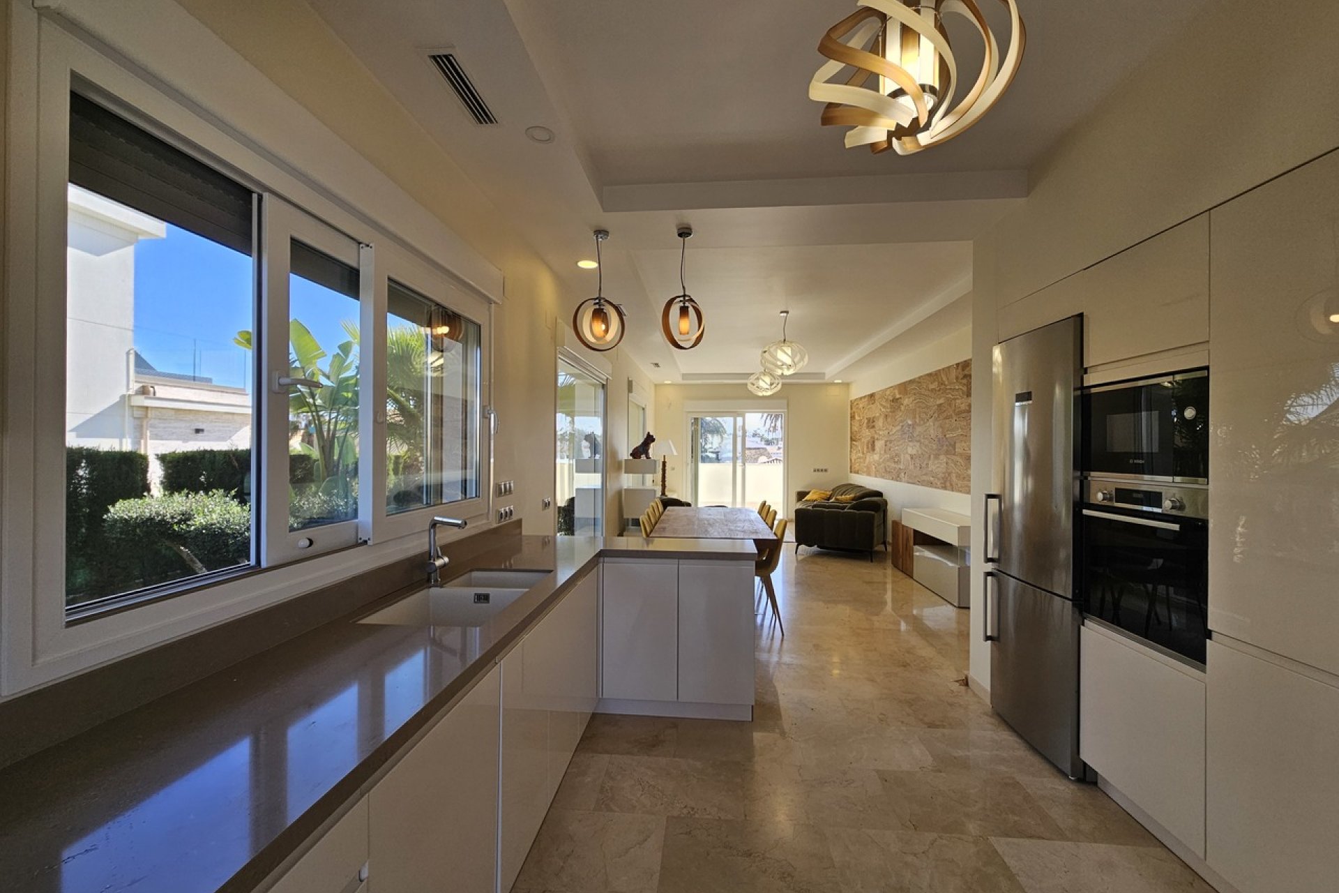 Herverkoop - Villa -
La Zenia - Costa Blanca