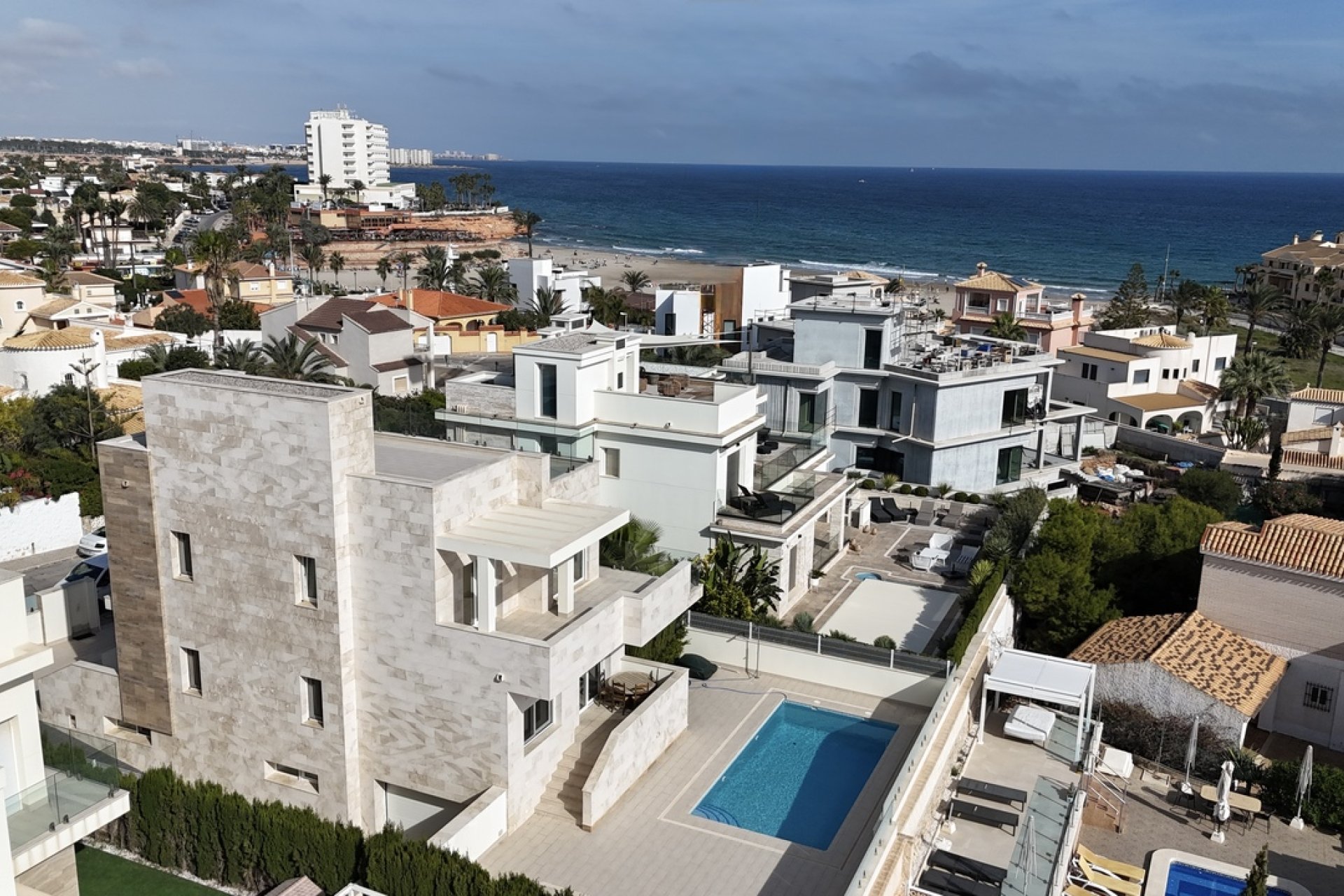 Herverkoop - Villa -
La Zenia - Costa Blanca