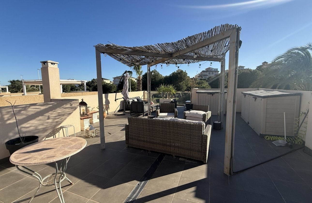 Herverkoop - Villa -
La Zenia - Costa Blanca