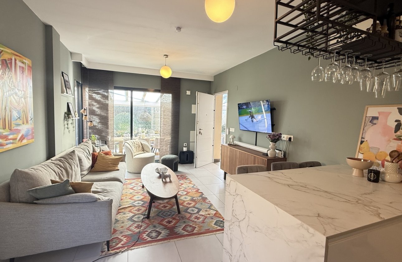 Herverkoop - Villa -
La Zenia - Costa Blanca