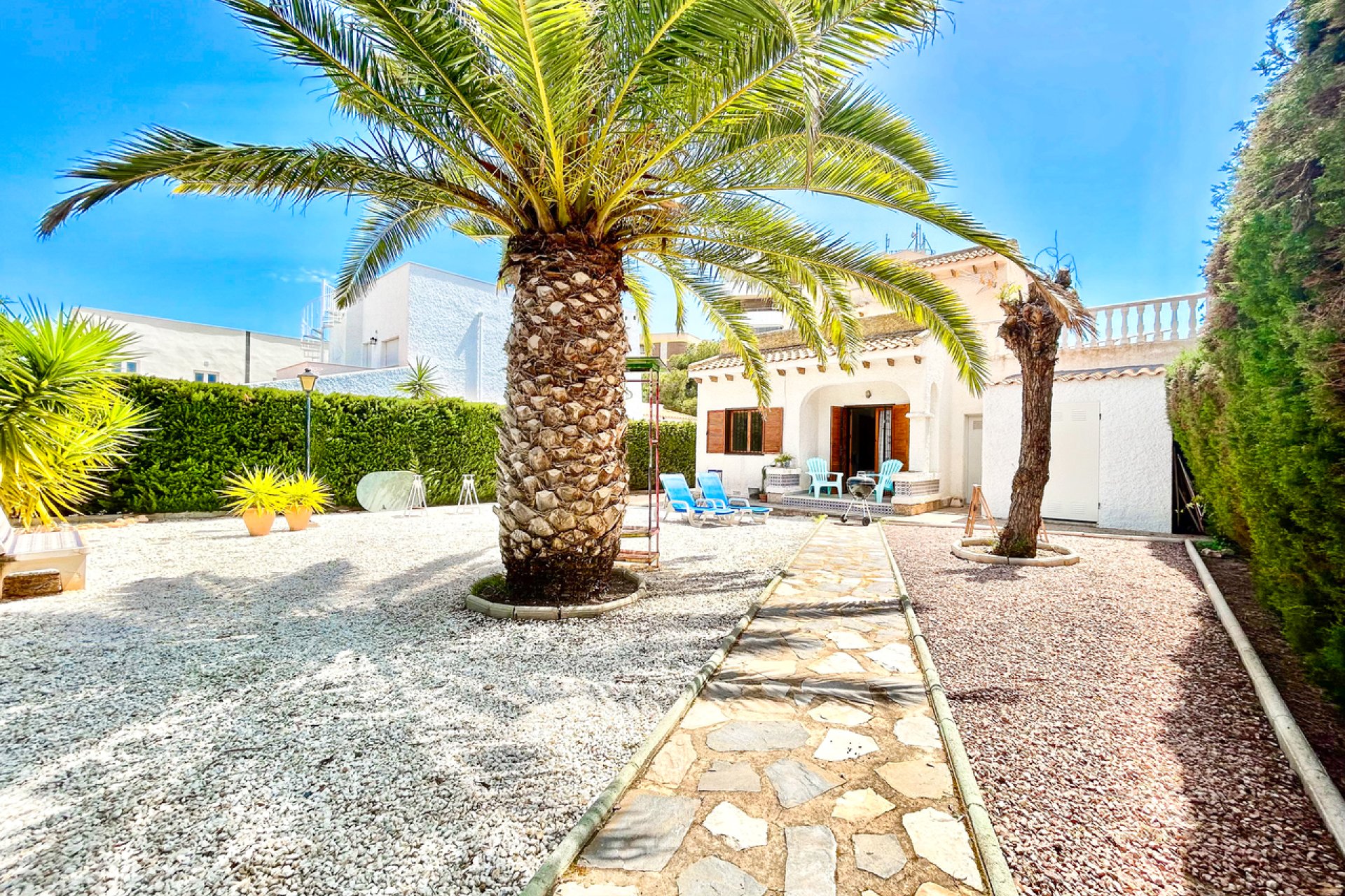 Herverkoop - Villa -
La Zenia - Costa Blanca