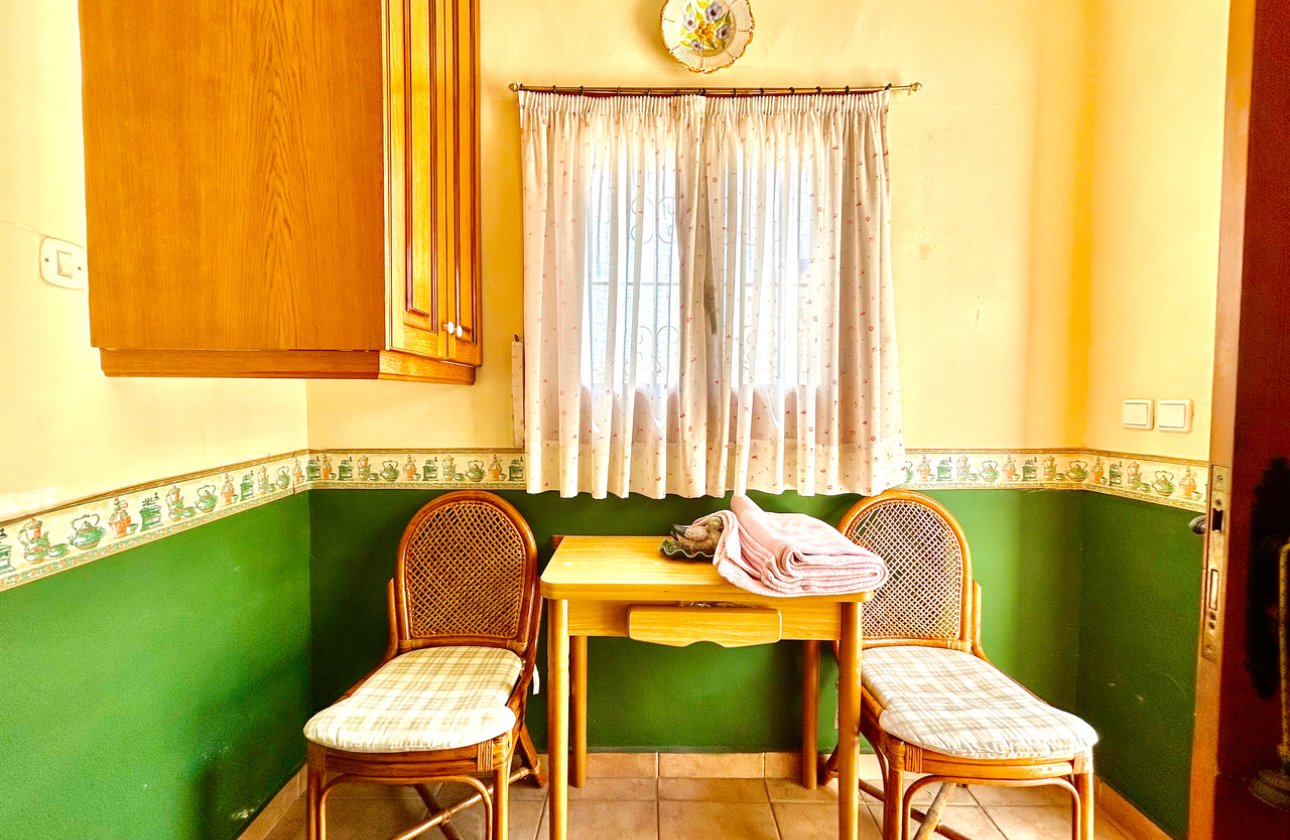 Herverkoop - Villa -
La Zenia - Costa Blanca