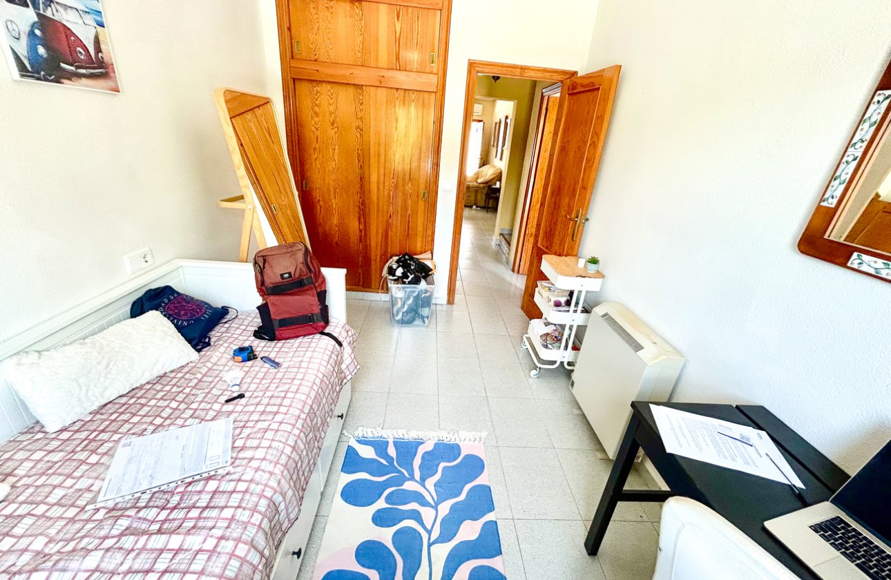 Herverkoop - Villa -
La Zenia - Costa Blanca
