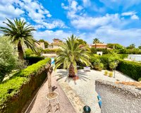 Herverkoop - Villa -
La Zenia - Costa Blanca
