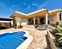Herverkoop - Villa -
La Zenia - Costa Blanca
