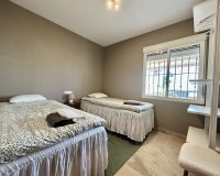 Herverkoop - Villa -
La Zenia - Costa Blanca
