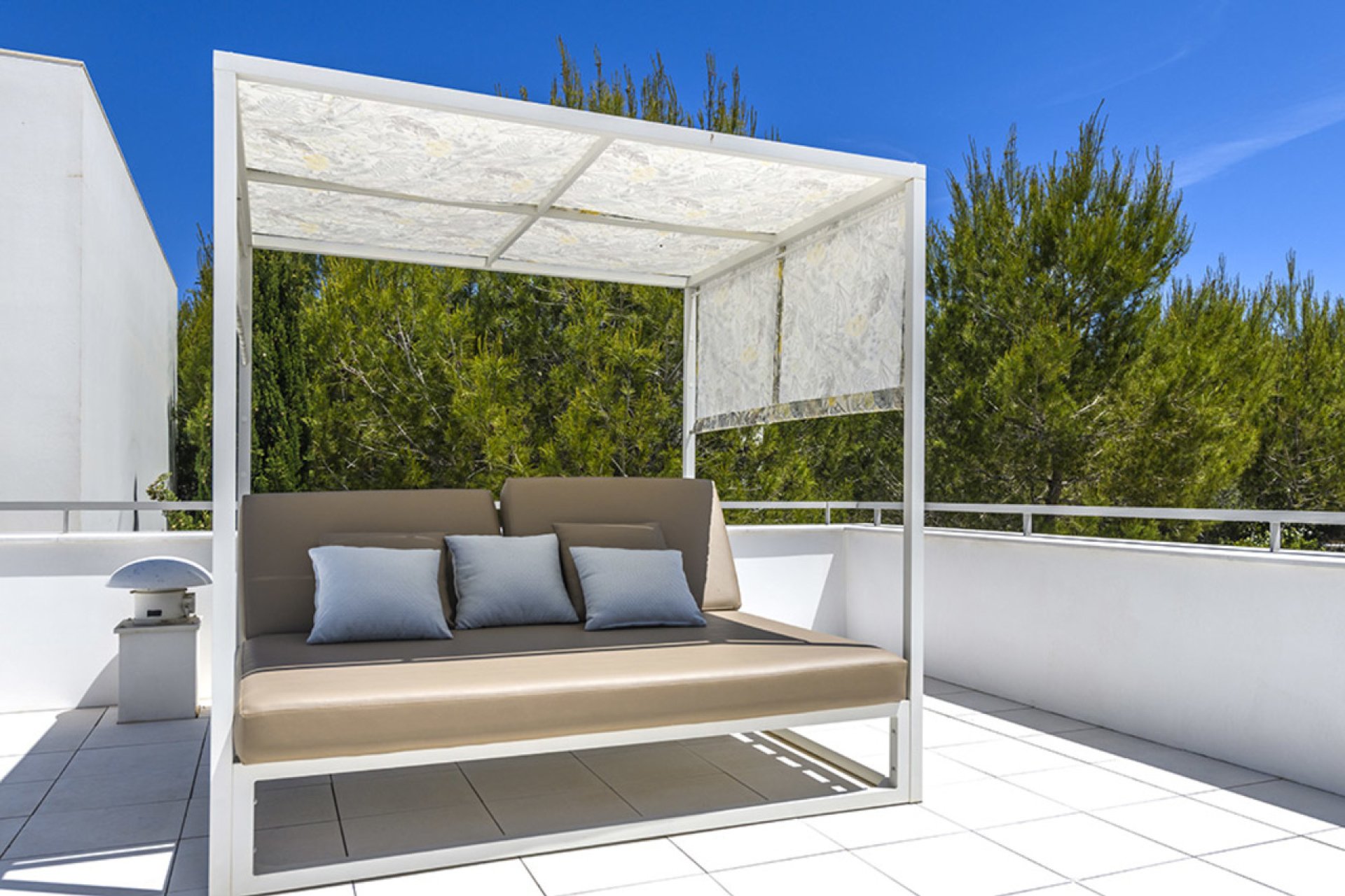 Herverkoop - Villa -
Las Colinas Golf - Costa Blanca