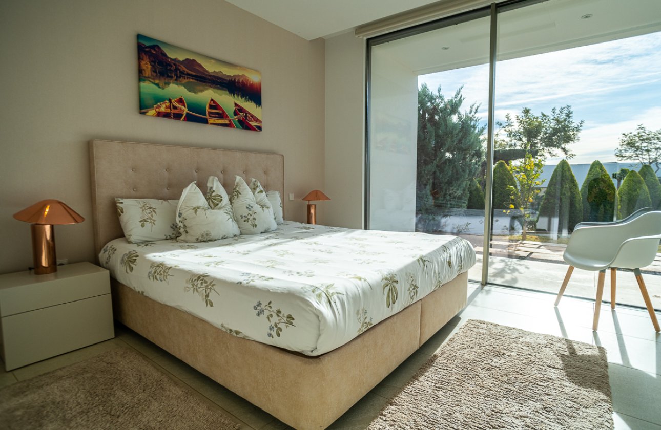 Herverkoop - Villa -
Las Colinas Golf - Costa Blanca