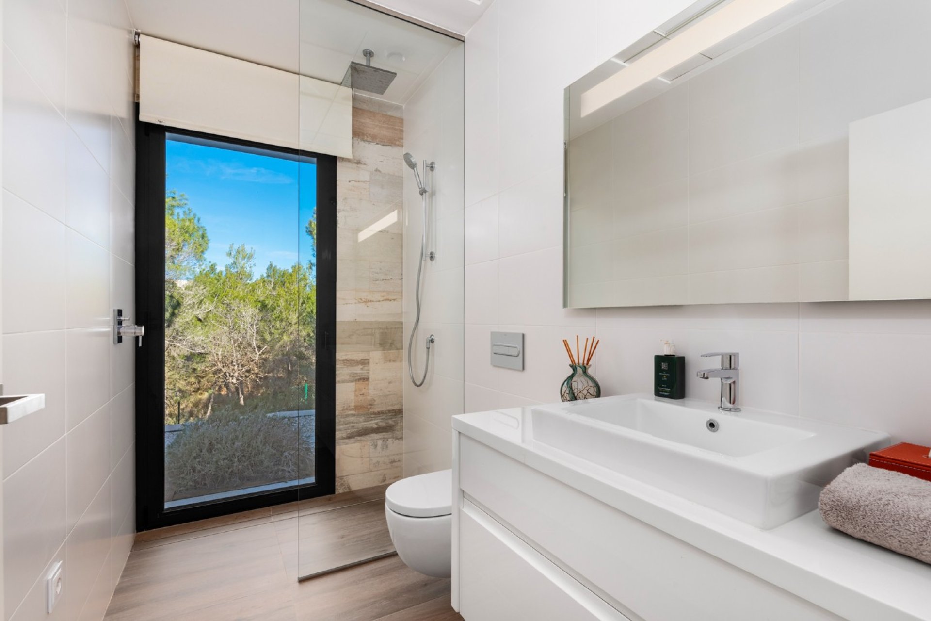 Herverkoop - Villa -
Las Colinas Golf - Costa Blanca