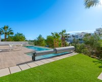 Herverkoop - Villa -
Las Colinas Golf - Costa Blanca