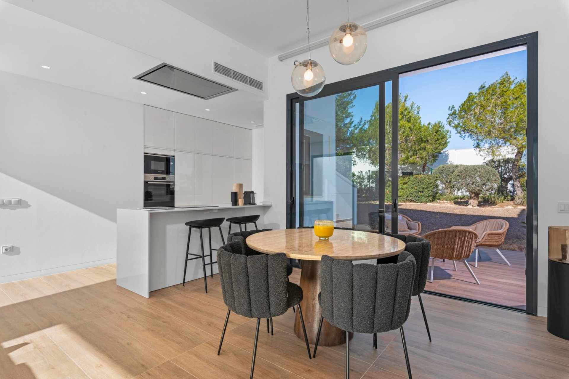 Herverkoop - Villa -
Las Colinas Golf - Costa Blanca