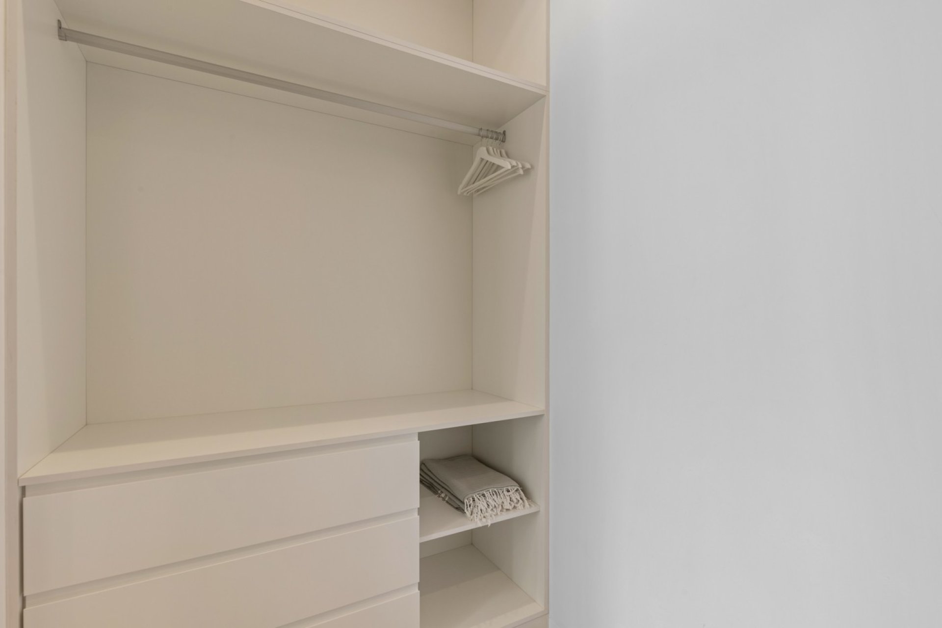 Herverkoop - Villa -
Las Colinas Golf - Costa Blanca