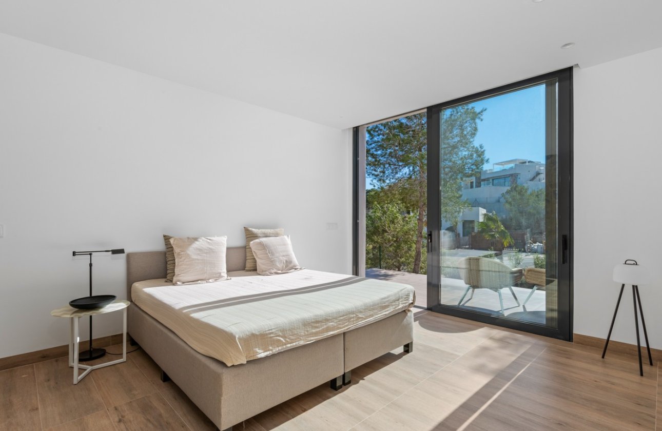 Herverkoop - Villa -
Las Colinas Golf - Costa Blanca