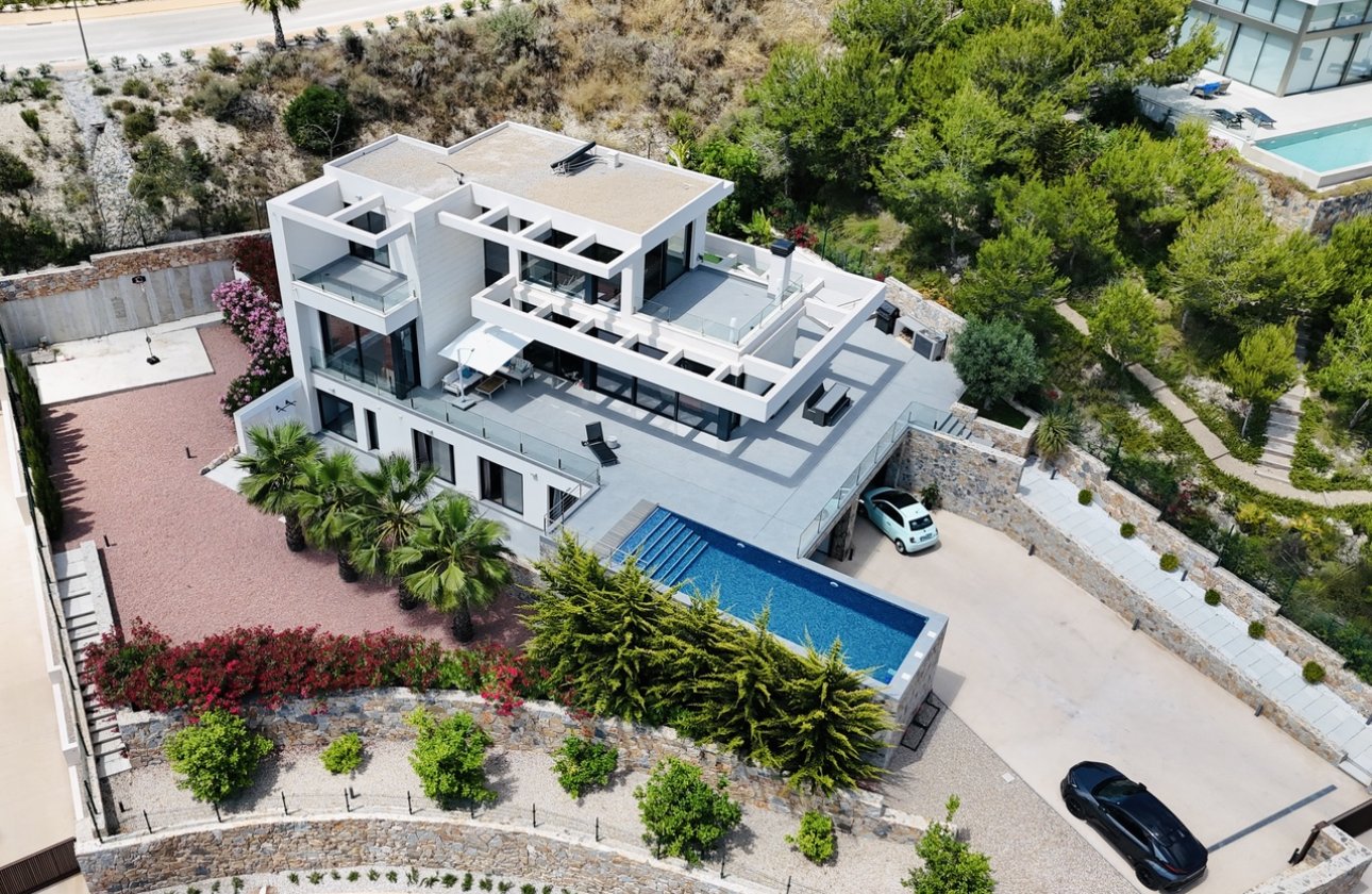 Herverkoop - Villa -
Las Colinas Golf - Costa Blanca