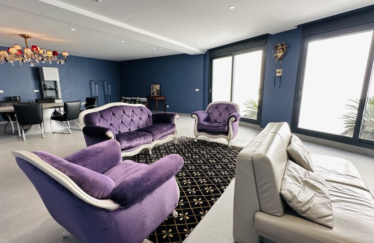 Herverkoop - Villa -
Las Colinas Golf - Costa Blanca