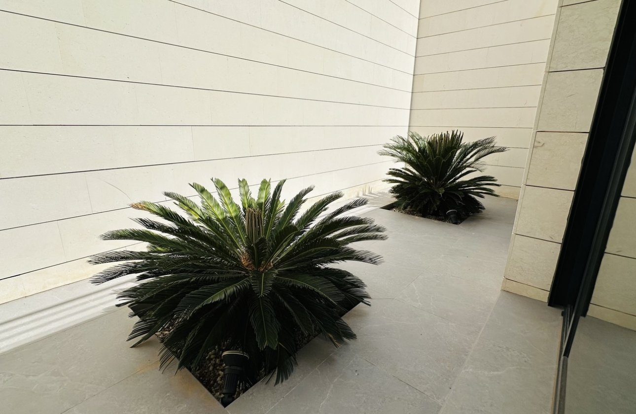 Herverkoop - Villa -
Las Colinas Golf - Costa Blanca