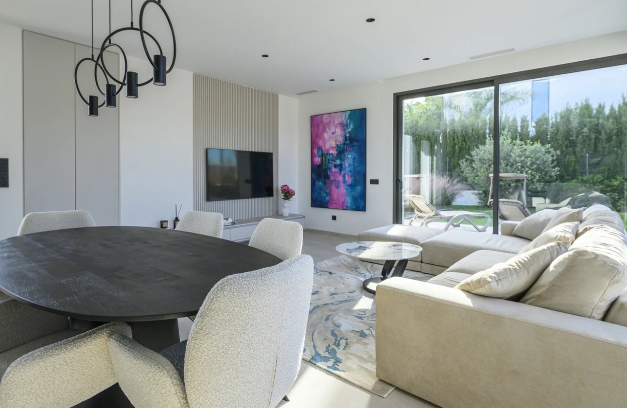 Herverkoop - Villa -
Las Colinas Golf - Costa Blanca