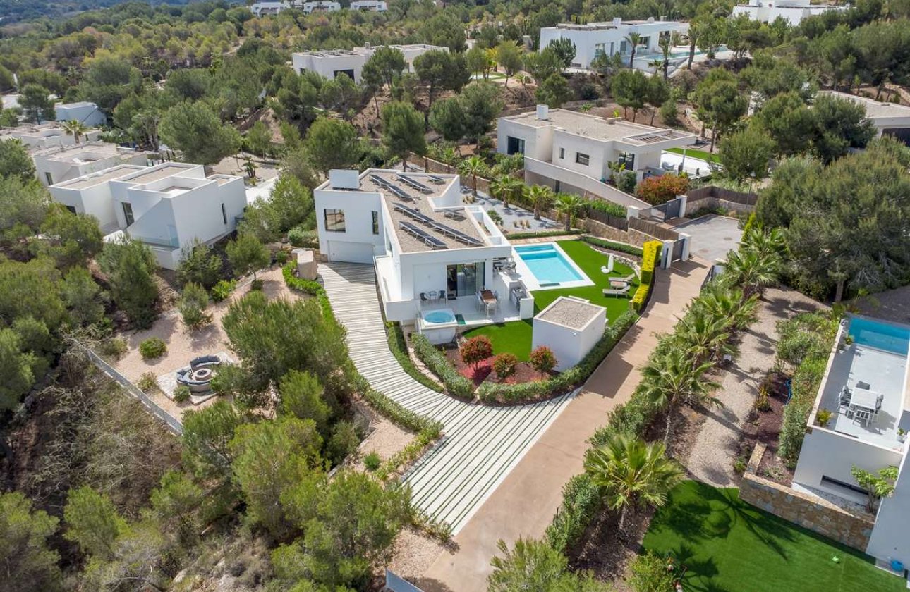 Herverkoop - Villa -
Las Colinas Golf - Costa Blanca