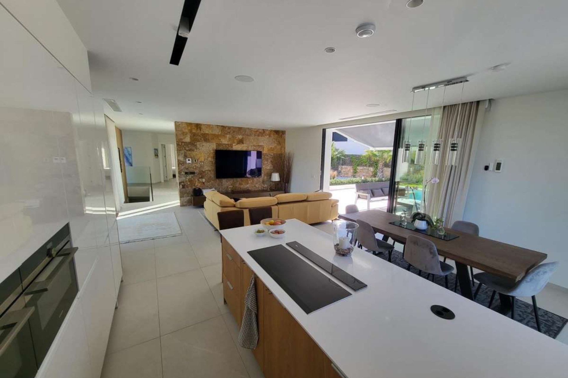 Herverkoop - Villa -
Las Colinas Golf - Costa Blanca