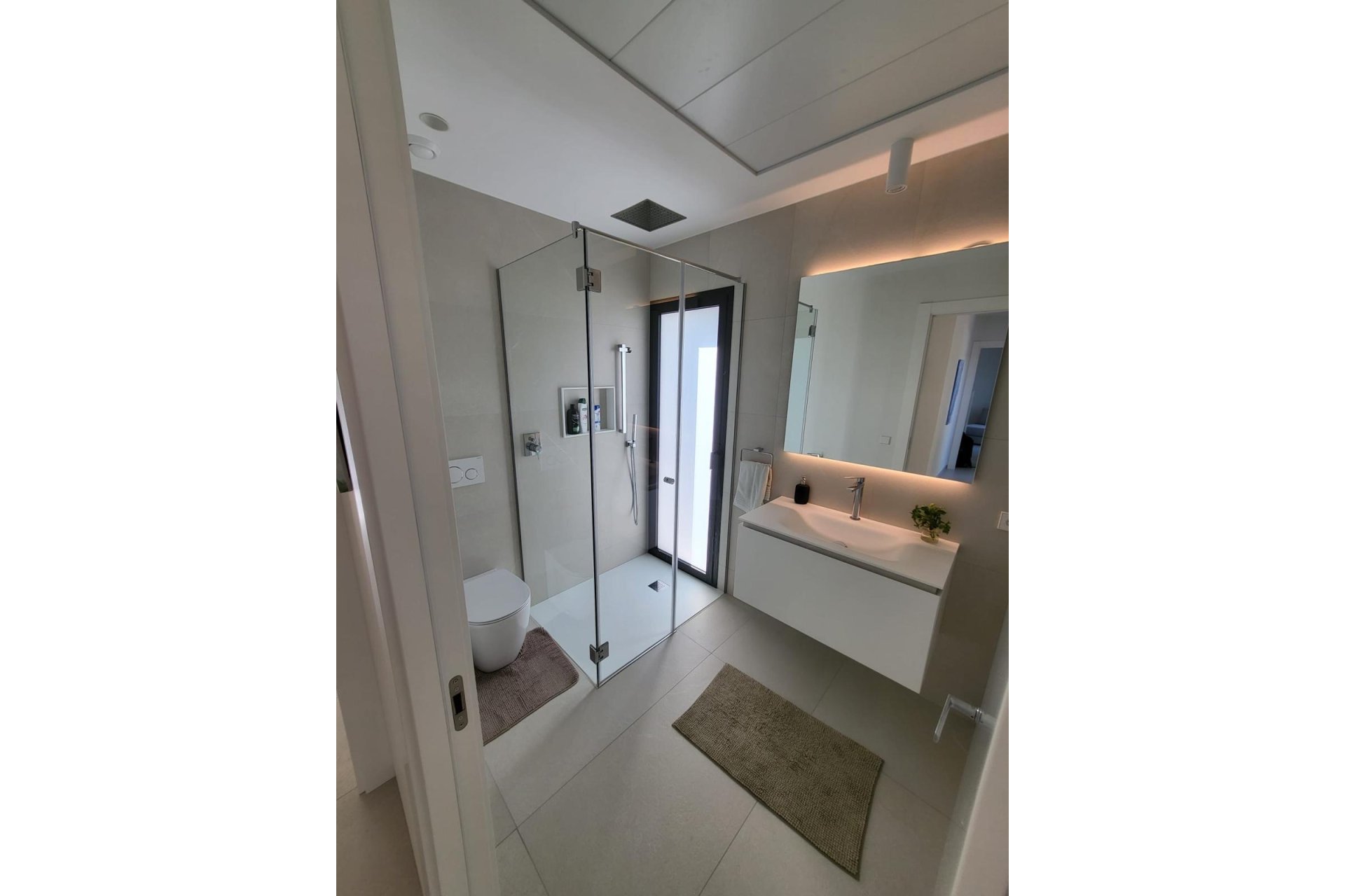 Herverkoop - Villa -
Las Colinas Golf - Costa Blanca