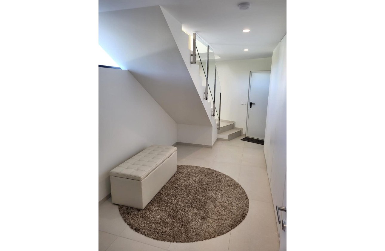 Herverkoop - Villa -
Las Colinas Golf - Costa Blanca