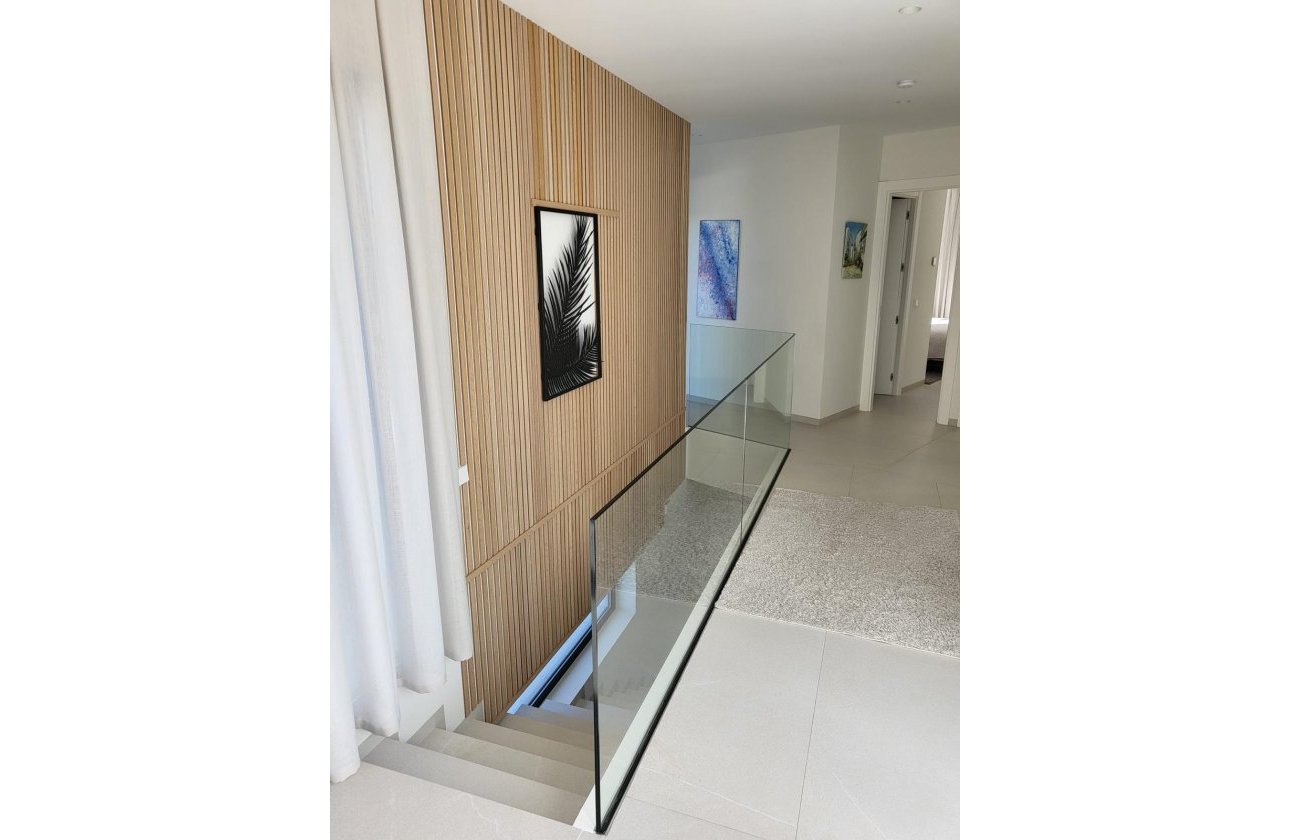 Herverkoop - Villa -
Las Colinas Golf - Costa Blanca