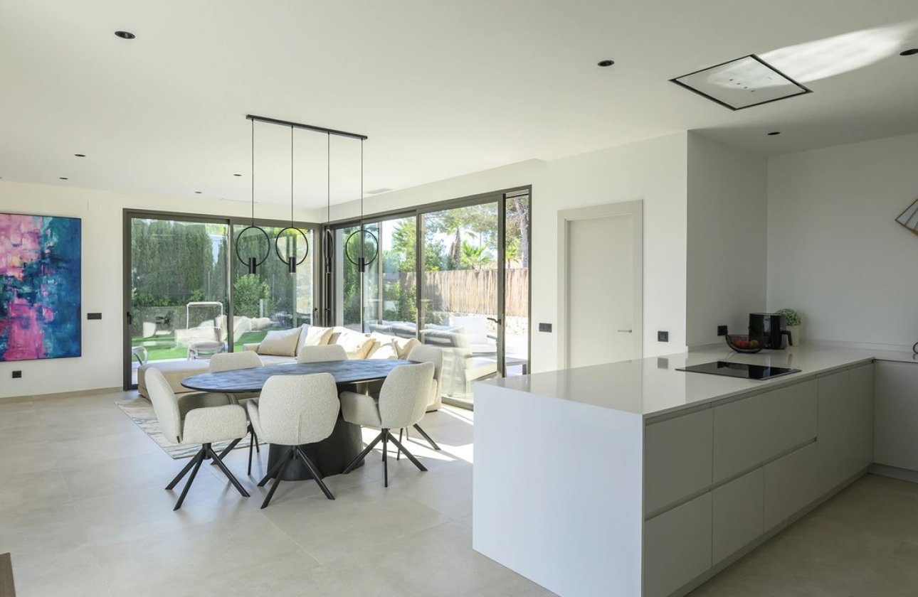 Herverkoop - Villa -
Las Colinas Golf - Costa Blanca