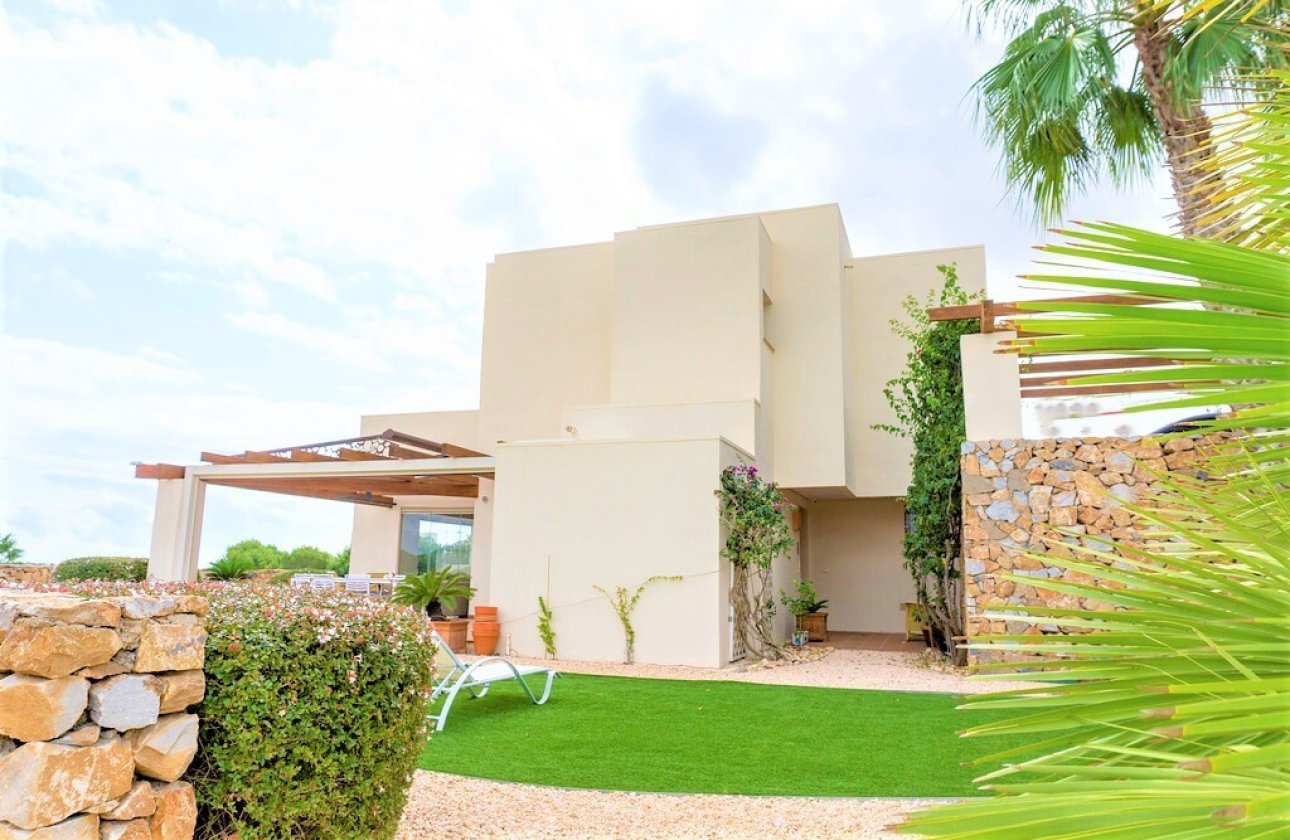 Herverkoop - Villa -
Las Colinas Golf - Inland
