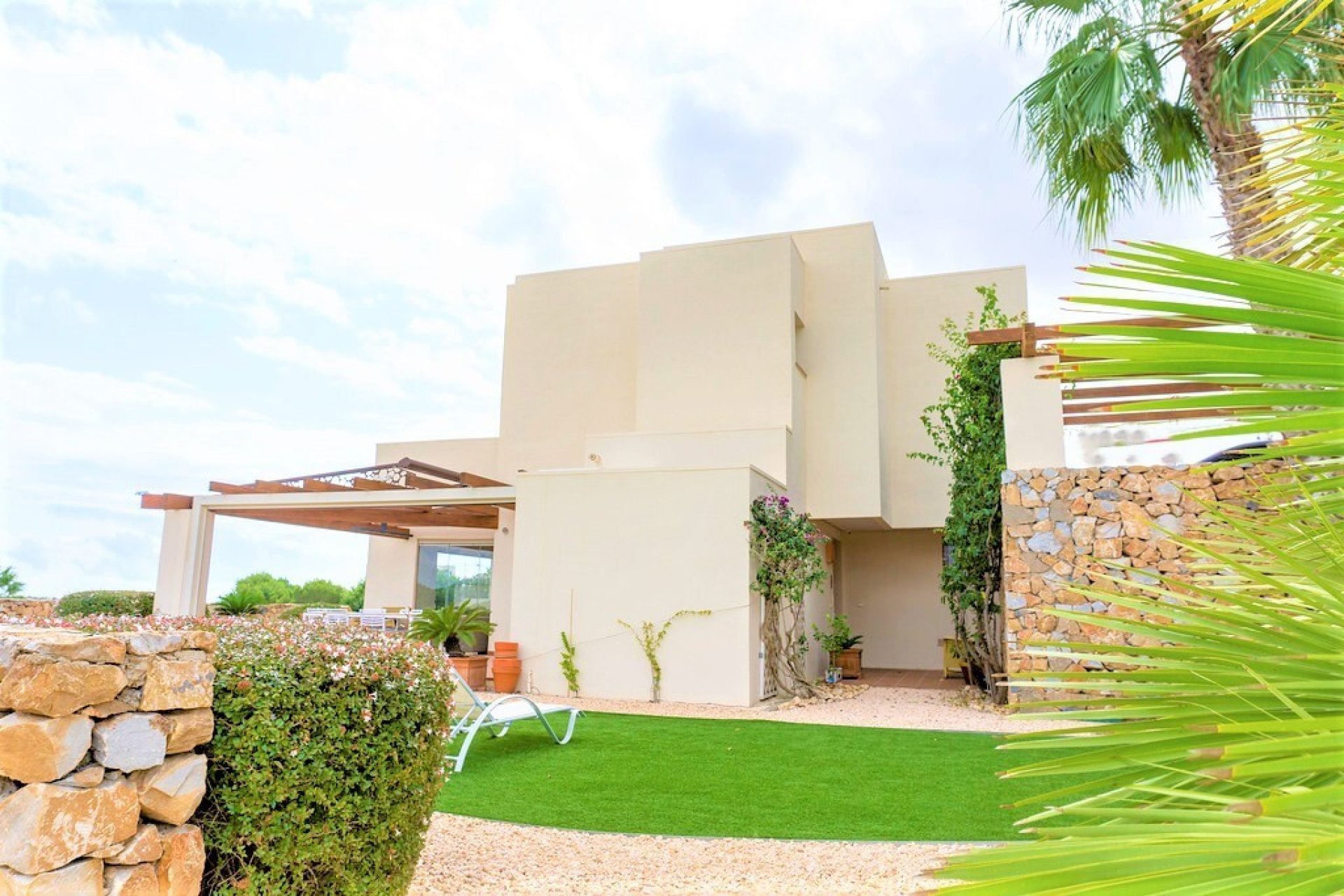 Herverkoop - Villa -
Las Colinas Golf - Inland