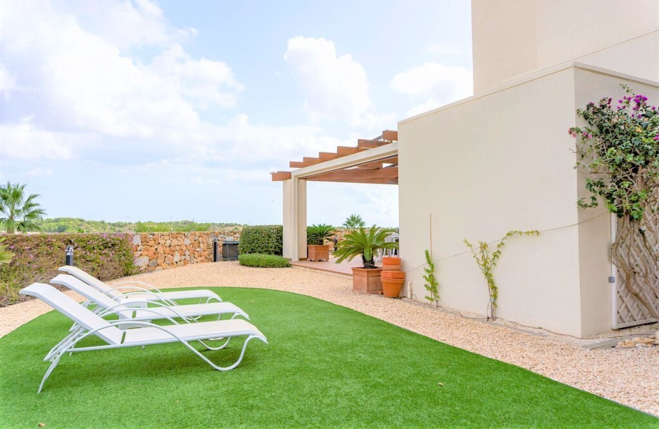 Herverkoop - Villa -
Las Colinas Golf - Inland