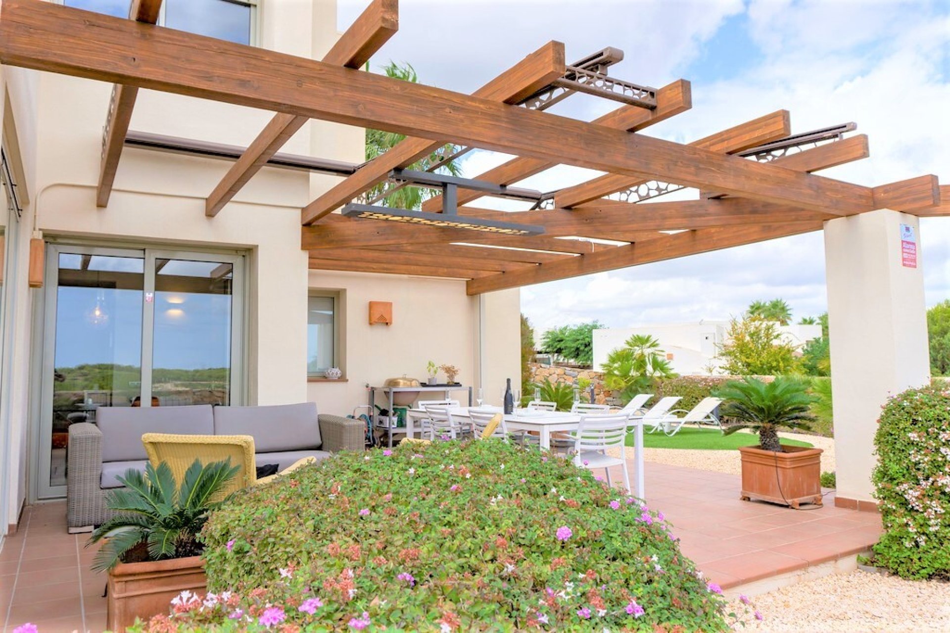 Herverkoop - Villa -
Las Colinas Golf - Inland