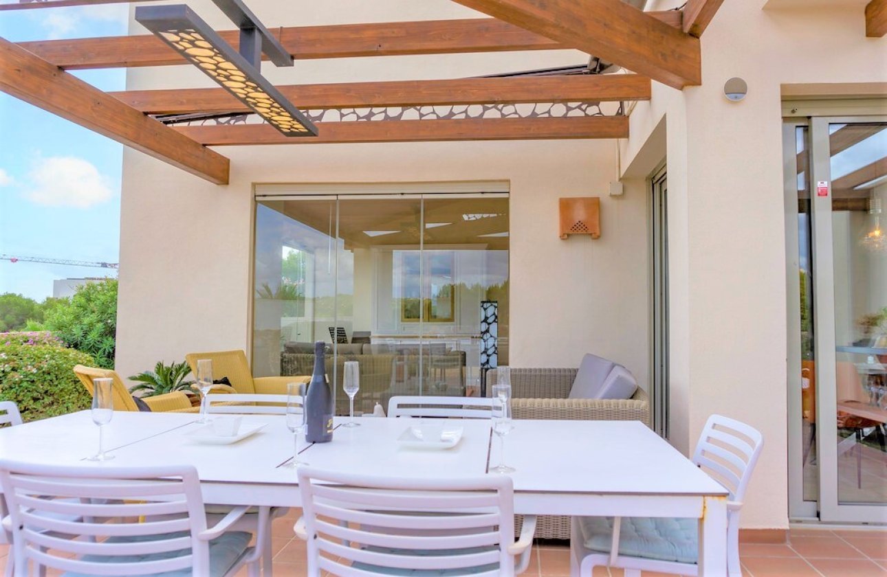 Herverkoop - Villa -
Las Colinas Golf - Inland