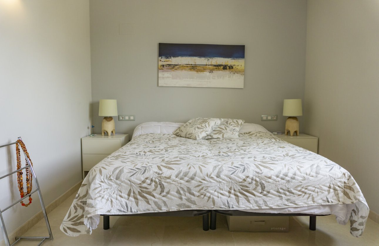 Herverkoop - Villa -
Las Colinas Golf - Inland