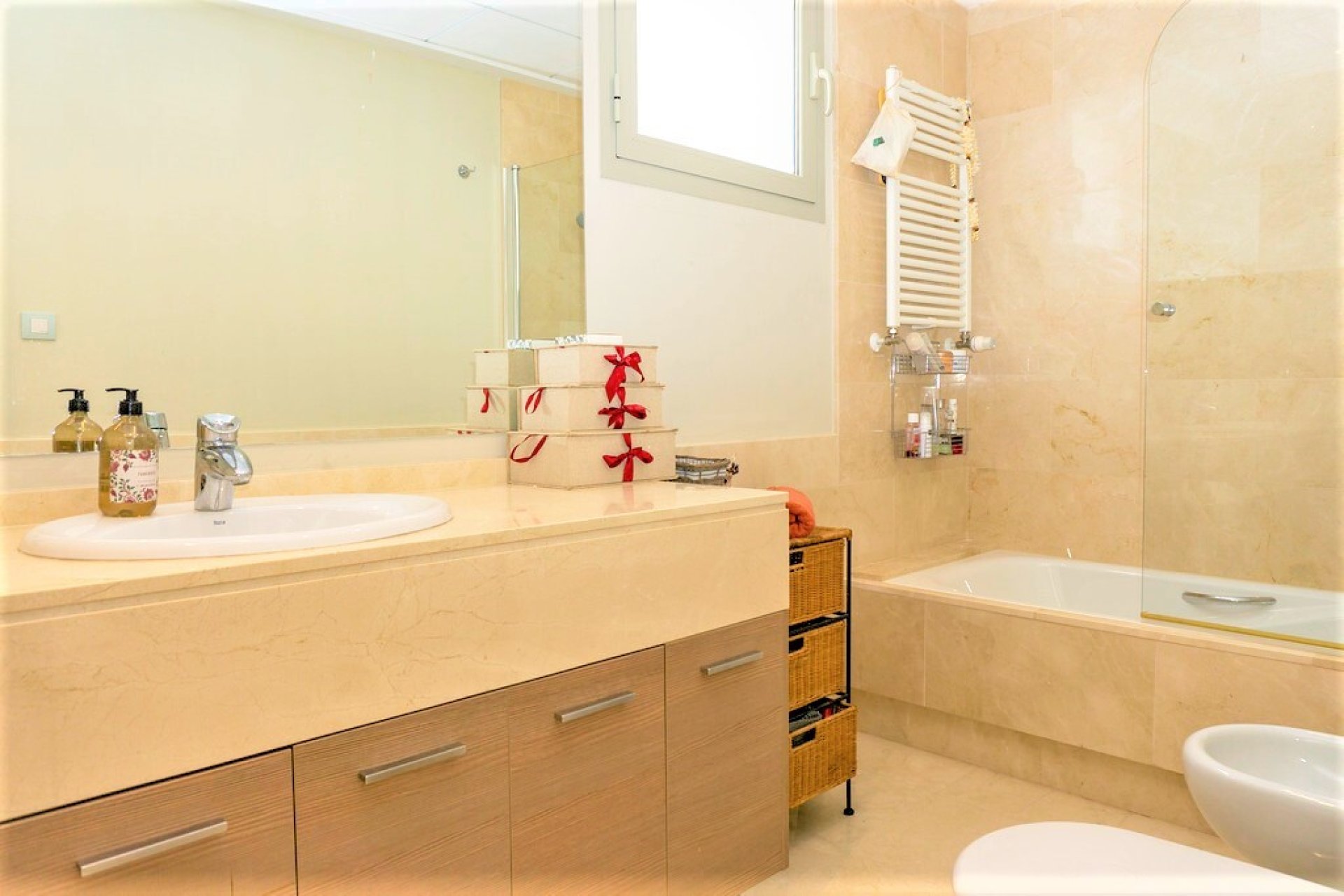 Herverkoop - Villa -
Las Colinas Golf - Inland