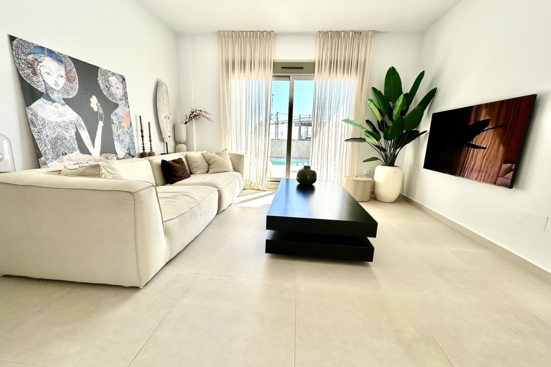 Herverkoop - Villa -
Las Filipinas - Inland