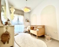 Herverkoop - Villa -
Las Filipinas - Inland