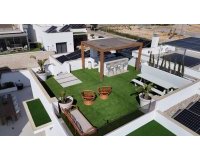 Herverkoop - Villa -
Las Filipinas - Inland