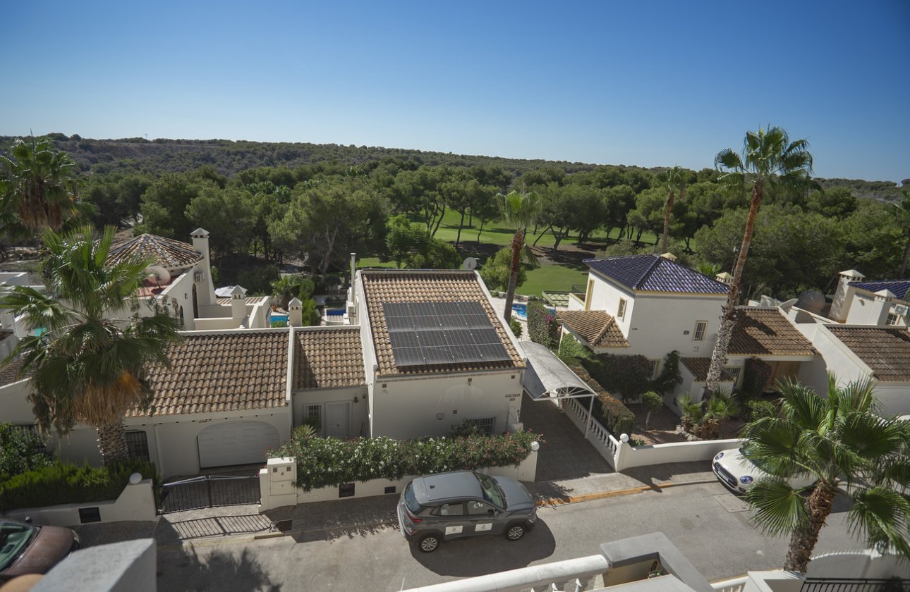 Herverkoop - Villa -
Las Ramblas Golf - Calle Mayor