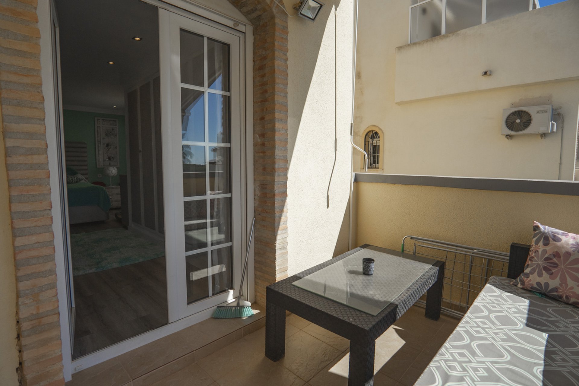 Herverkoop - Villa -
Las Ramblas Golf - Calle Mayor