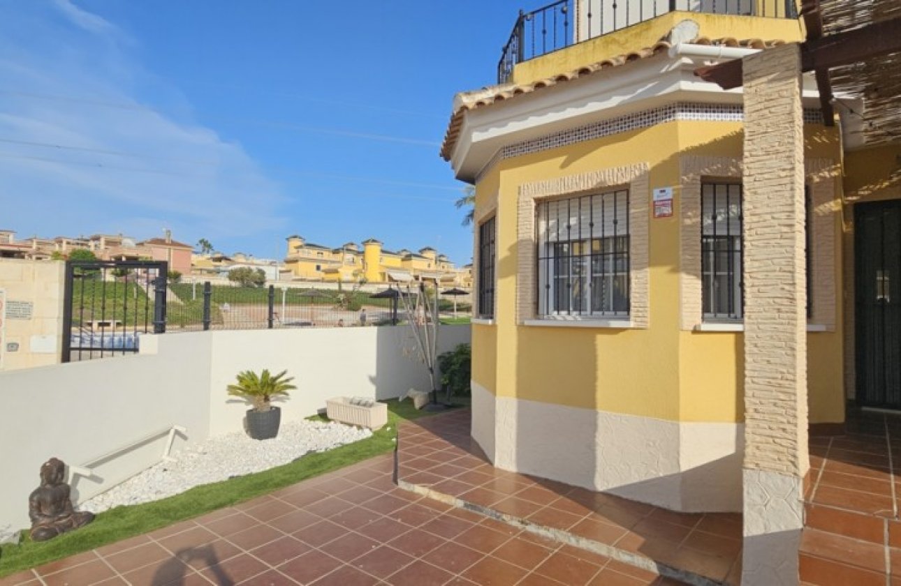 Herverkoop - Villa -
Lo Crispin - Inland