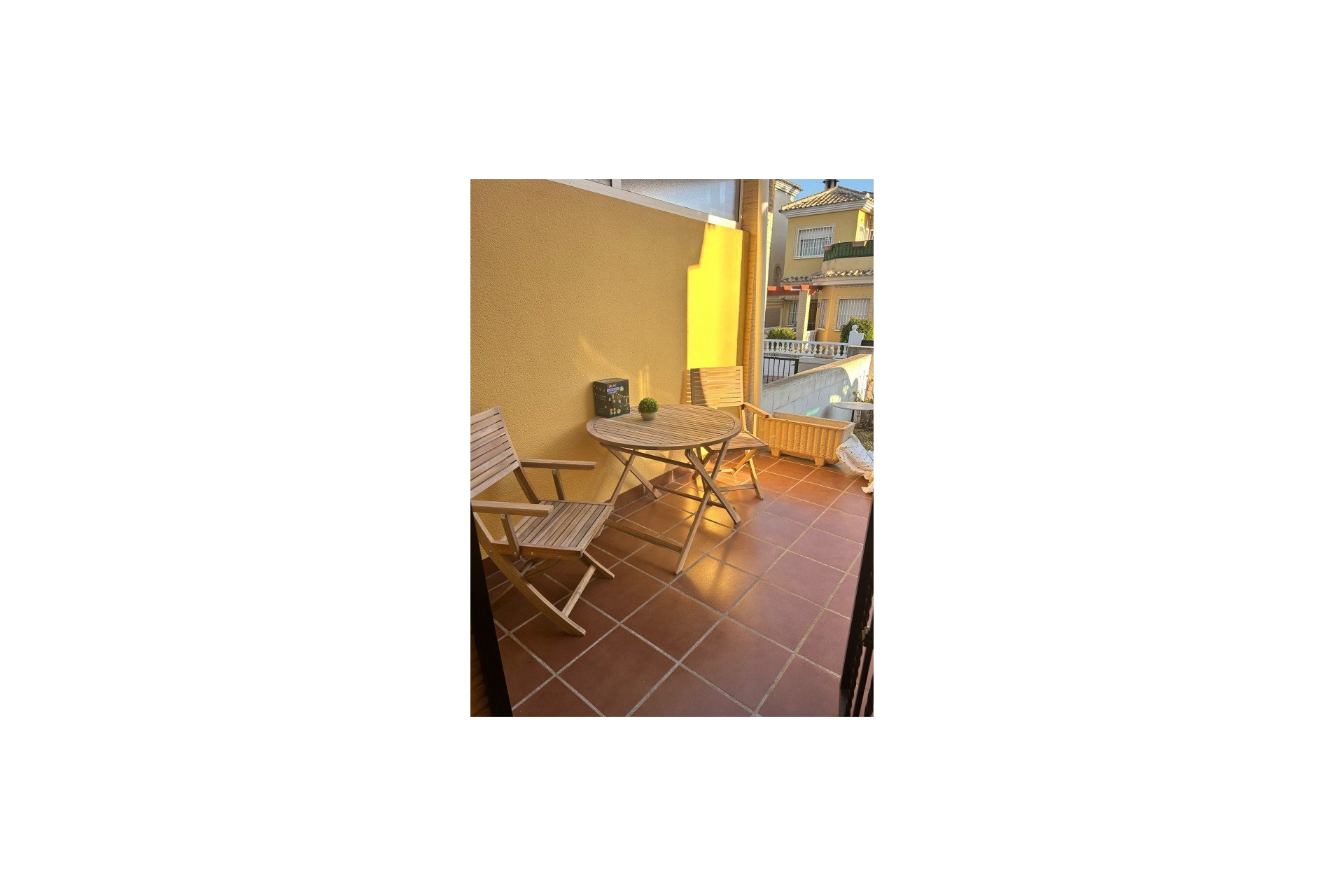 Herverkoop - Villa -
Lo Crispin - Inland