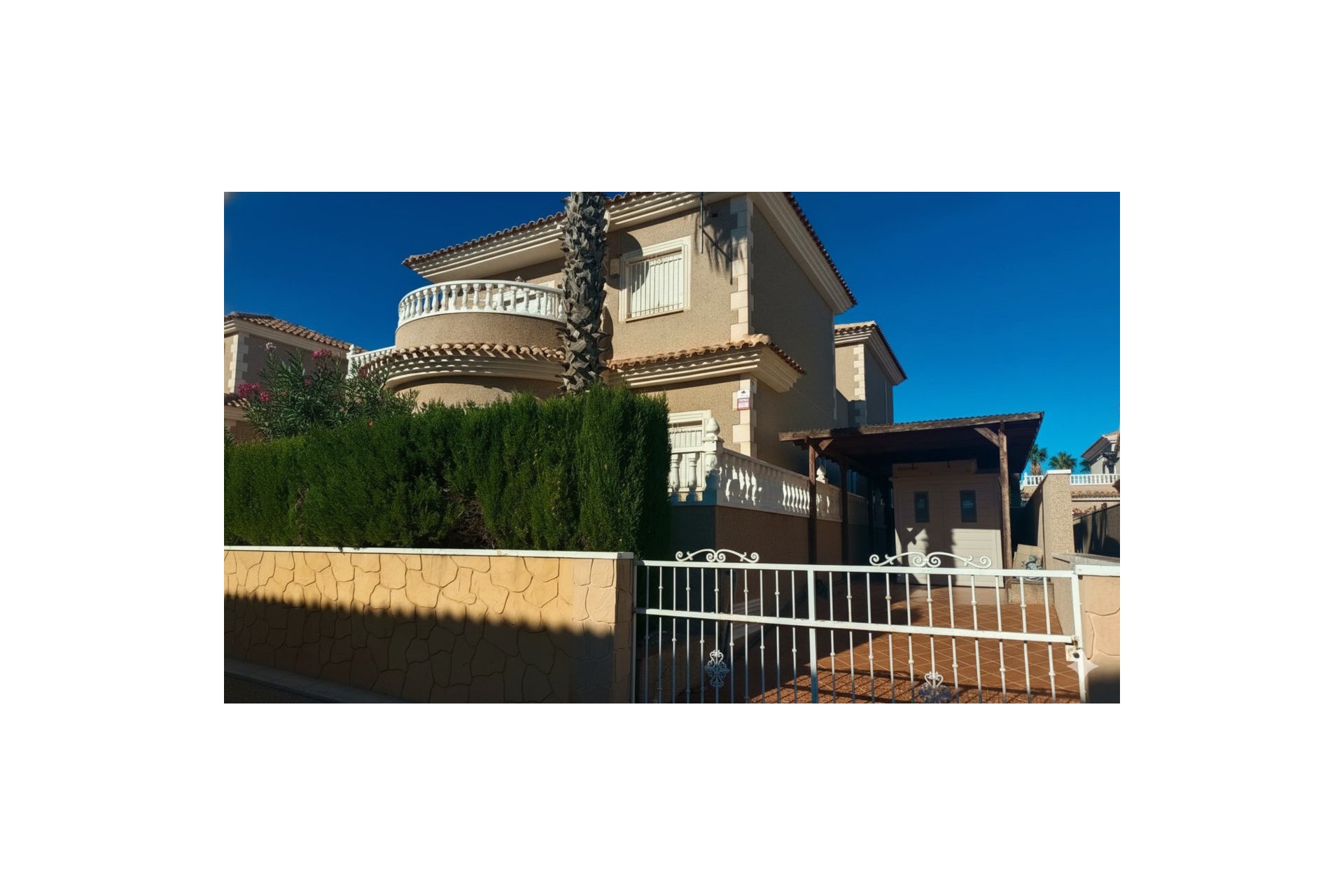 Herverkoop - Villa -
Los Altos - Costa Blanca