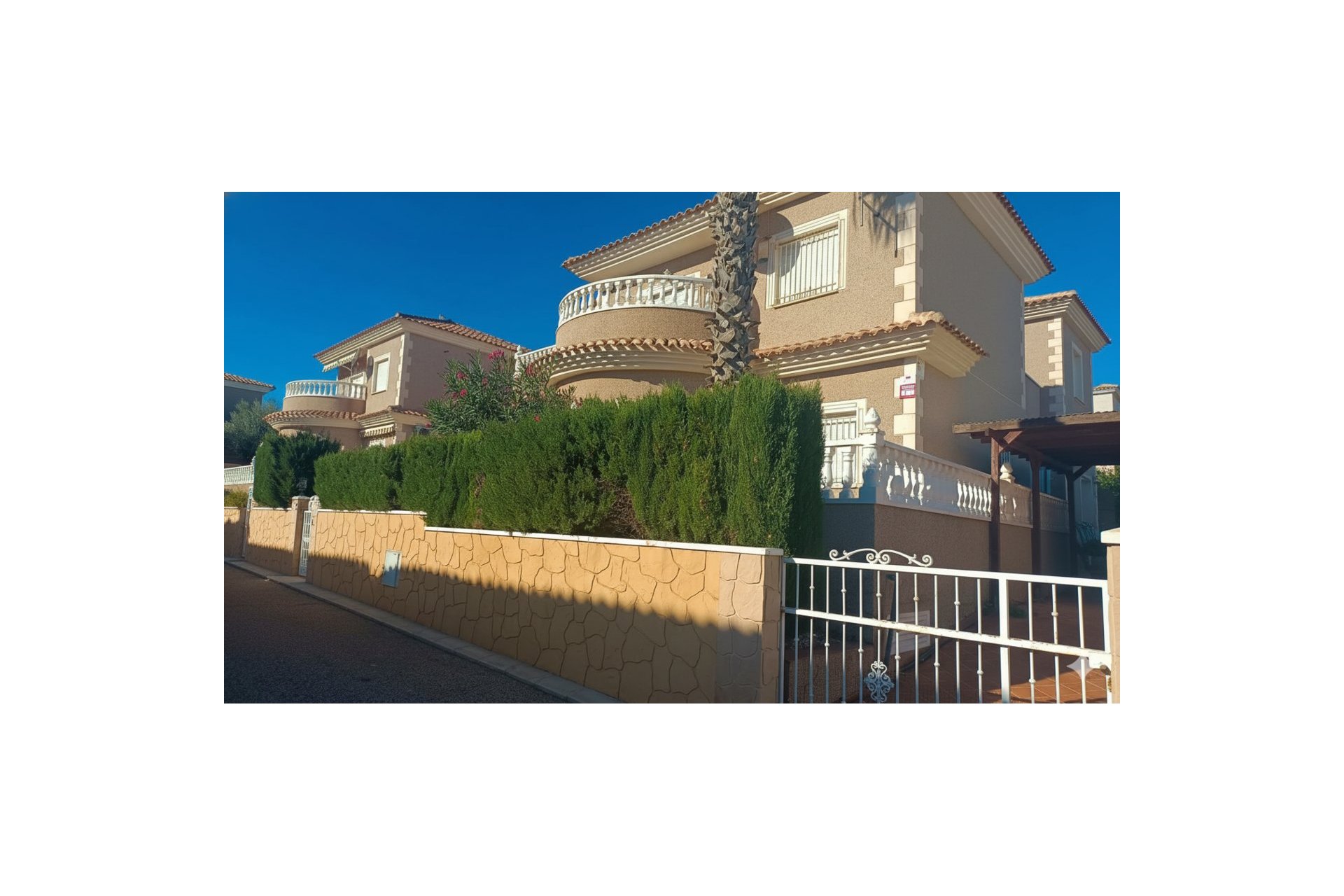 Herverkoop - Villa -
Los Altos - Costa Blanca