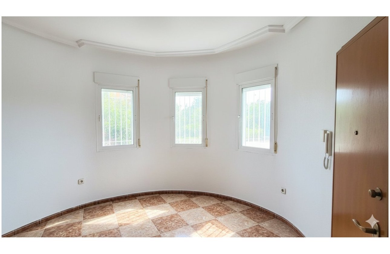 Herverkoop - Villa -
Los Altos - Costa Blanca