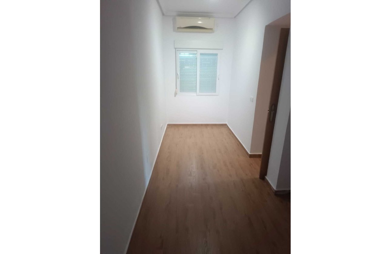 Herverkoop - Villa -
Los Altos - Costa Blanca