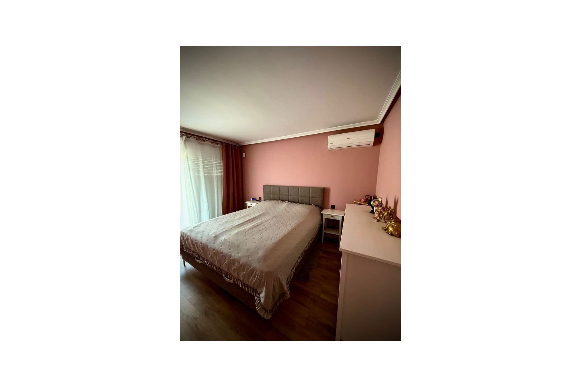 Herverkoop - Villa -
Los Balcones - Barrio Los Balcones - Los Altos del Edén