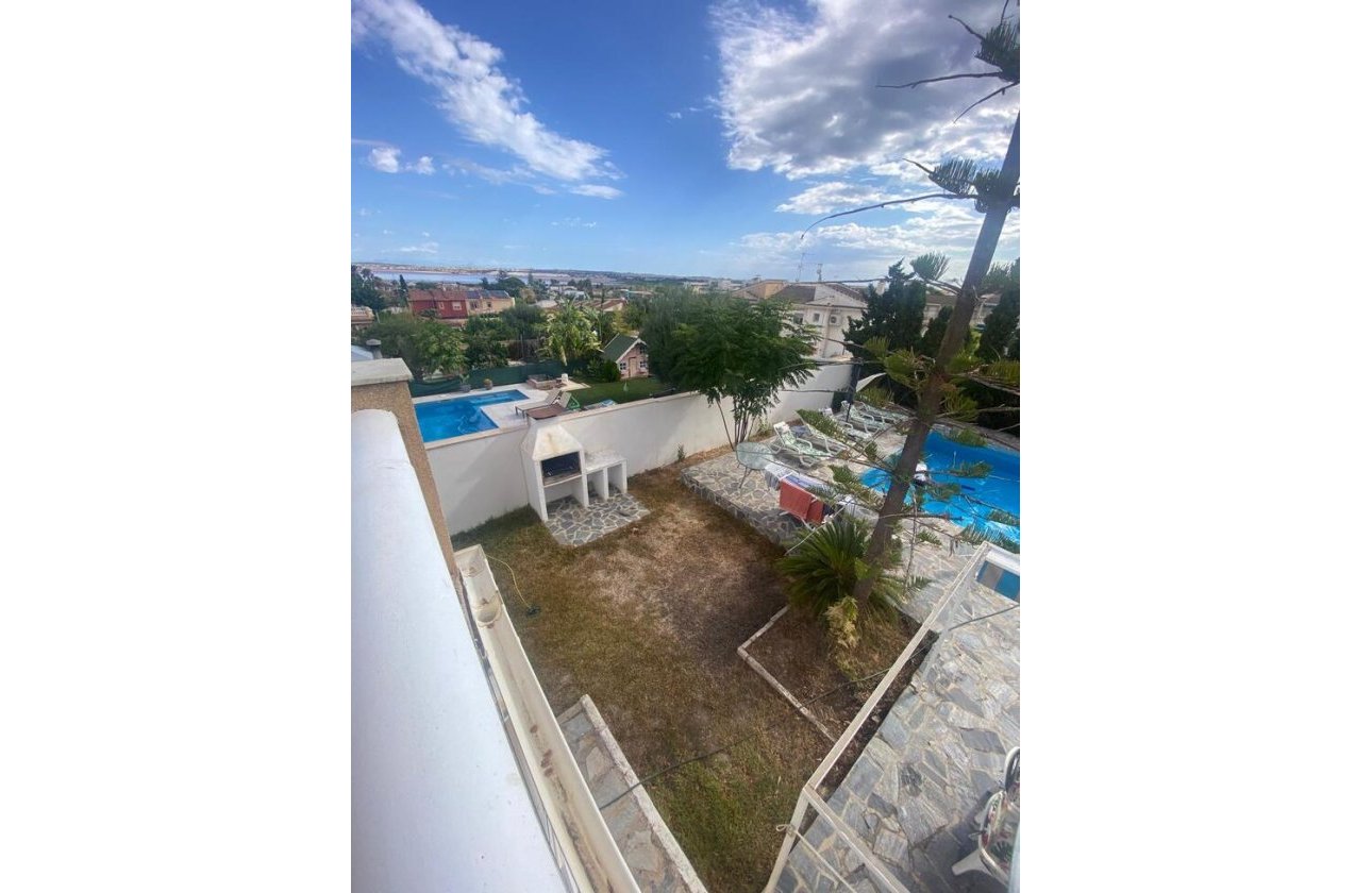 Herverkoop - Villa -
Los Balcones - Costa Blanca