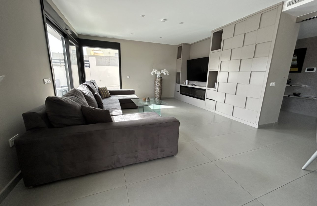 Herverkoop - Villa -
Los Balcones - Costa Blanca