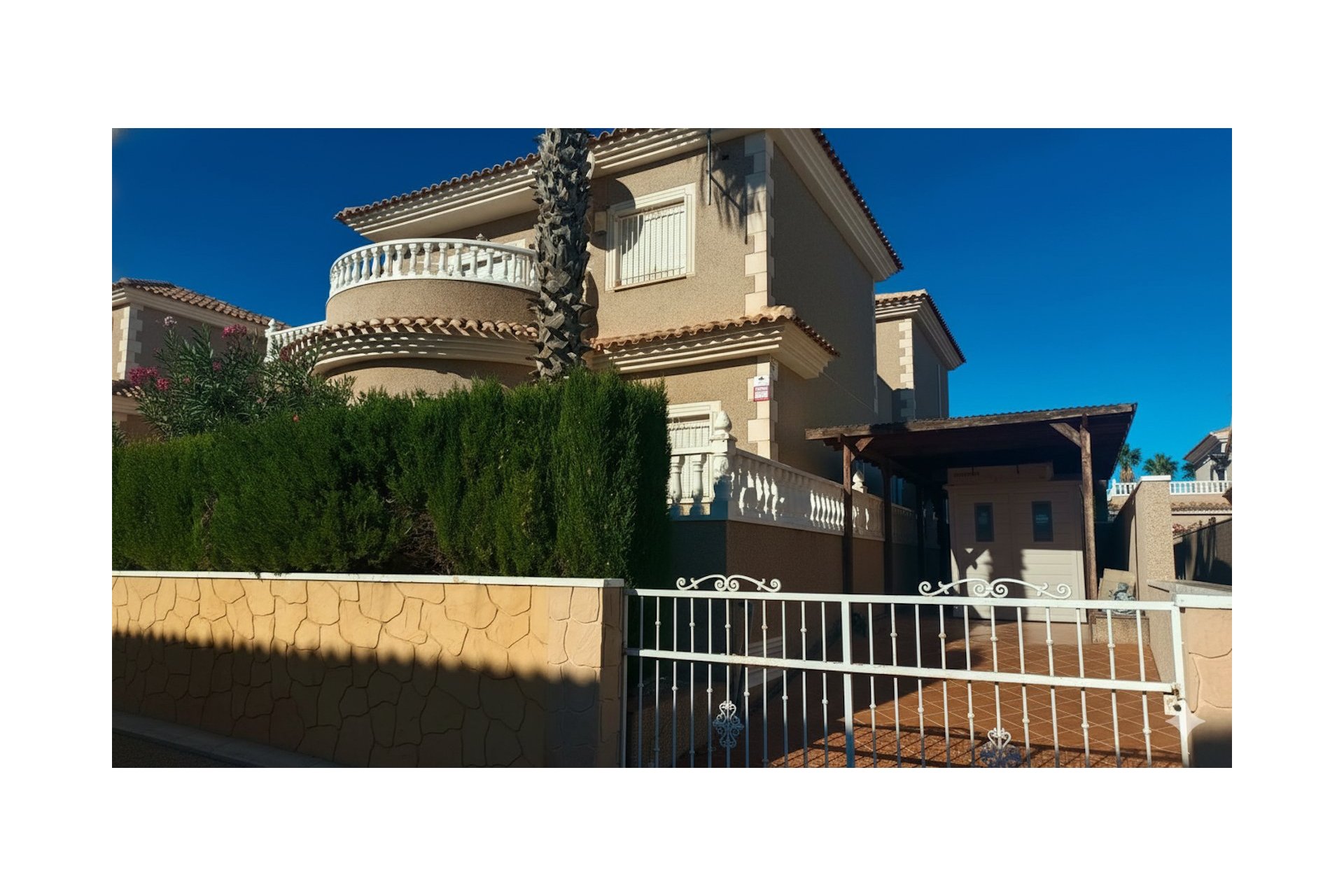 Herverkoop - Villa -
Los Balcones - Costa Blanca
